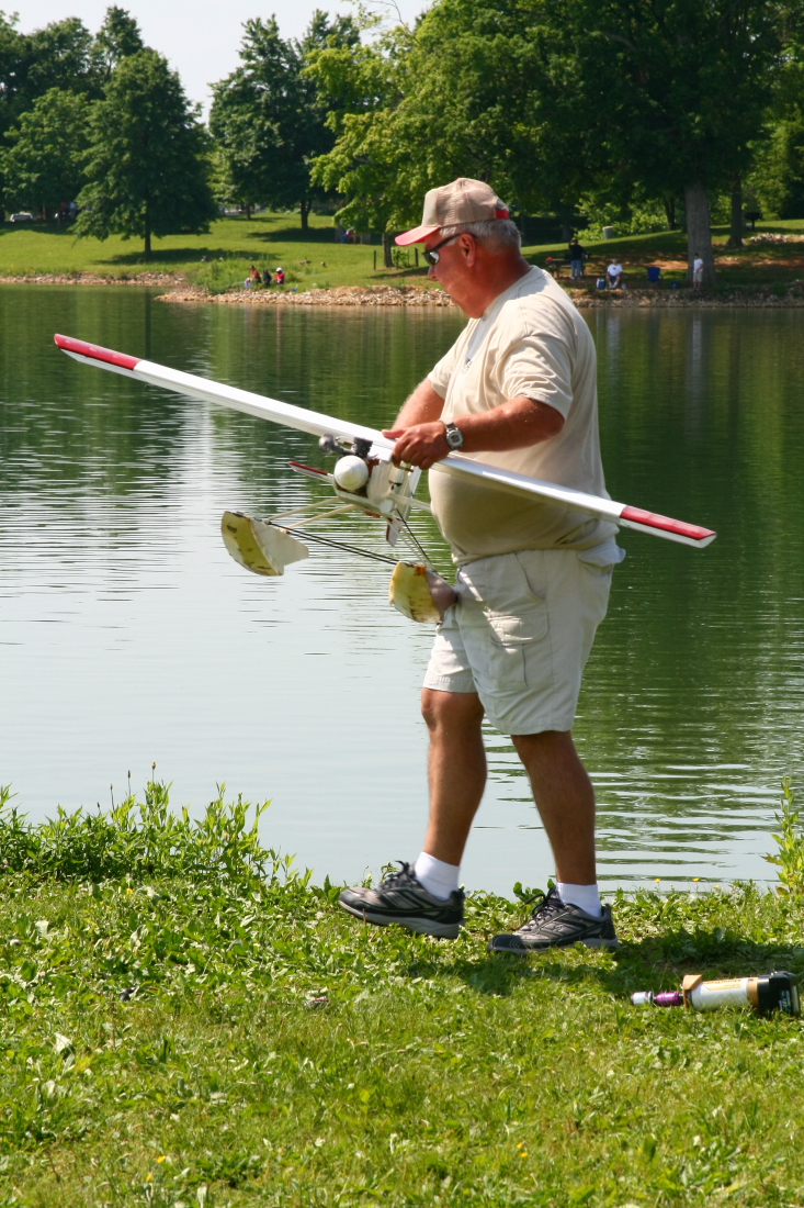 float-fly-20090073