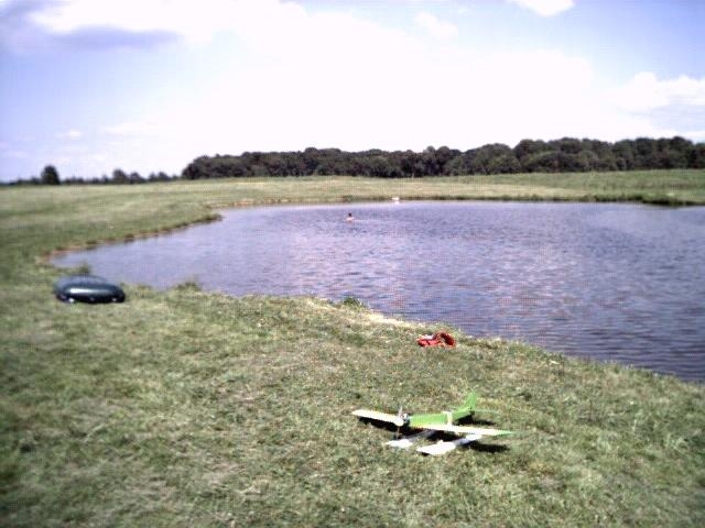 floatfly025