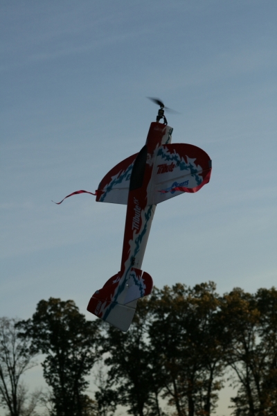 hcrcmgymflying0040